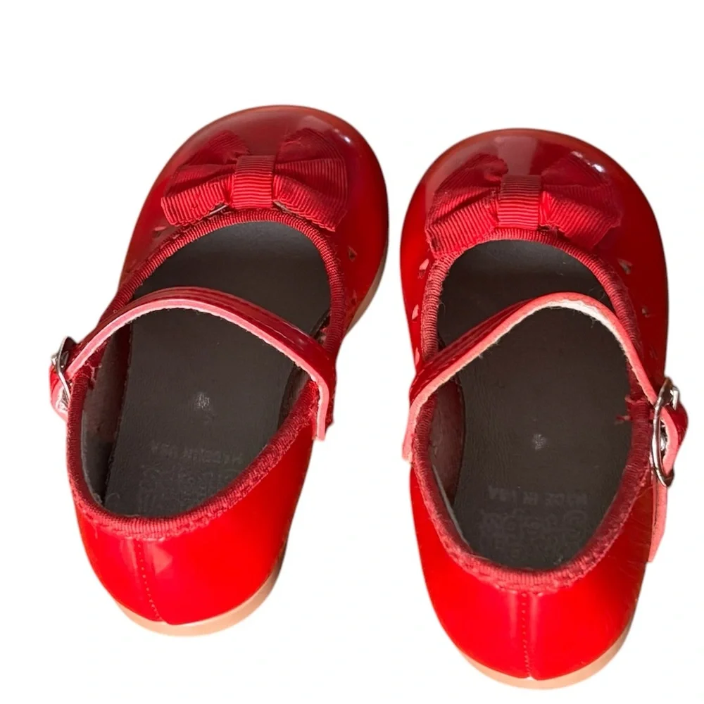 90s Vintage Small Steps Patent Leather Ruby Red Mary Janes Size 4